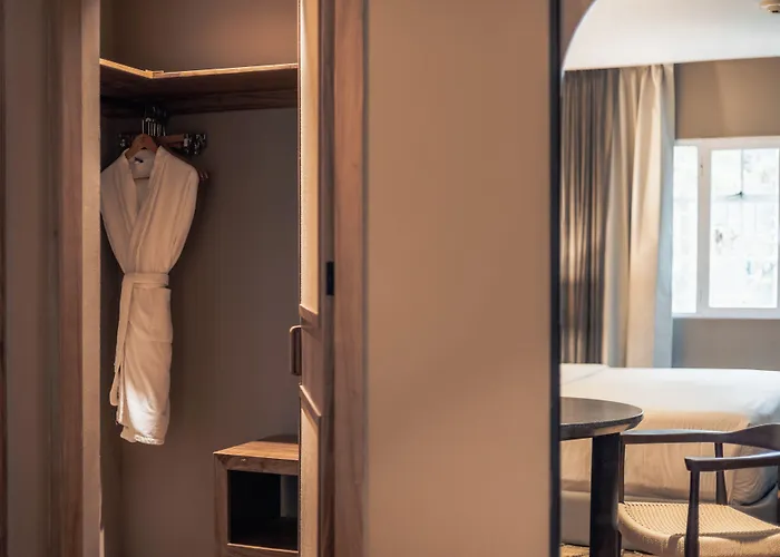 Maria Condesa Boutique (adults Only)